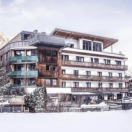 Bacher Asitzstubn 3* Leogang