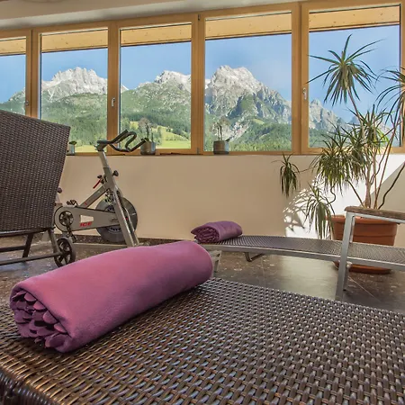 Hotel Bacher Asitzstubn Leogang