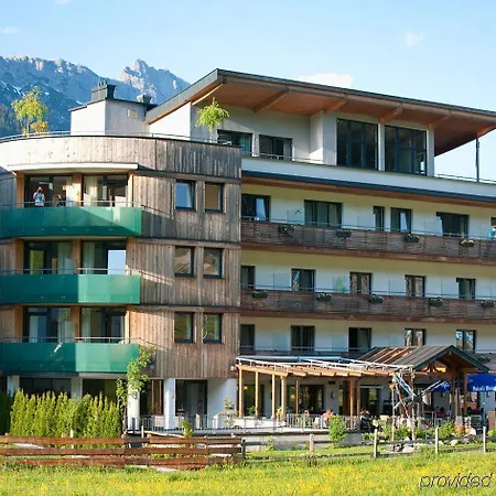 Bacher Asitzstubn 3* Leogang
