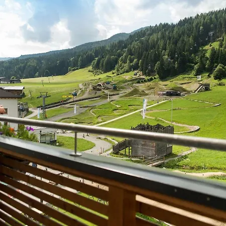 Hotel Bacher Asitzstubn Leogang
