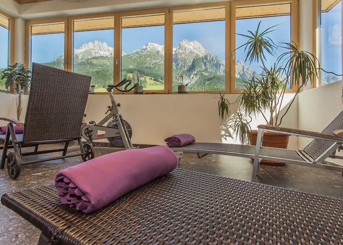 Hotel Bacher Asitzstubn Leogang